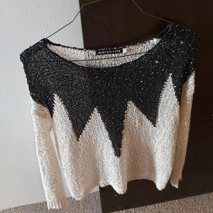 Sparkly statement sweater Size S/M